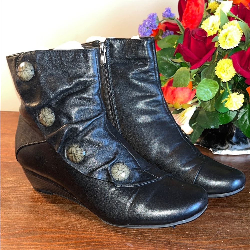 Elegant Black Ankle Boots with Button Accents